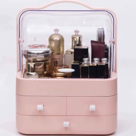 منظم مكياج وعطور